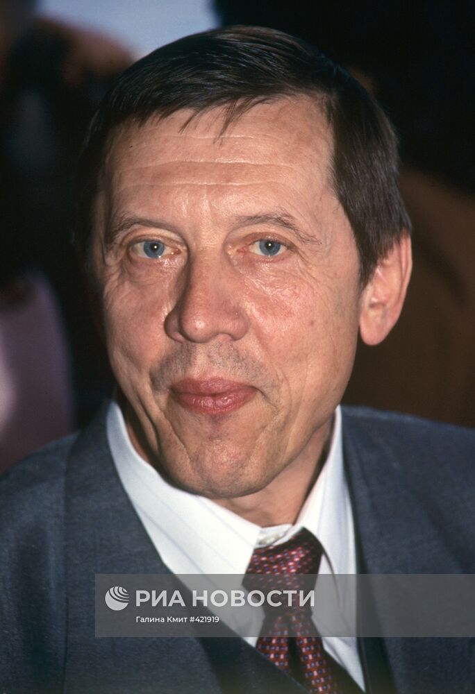Актер Валерий Золотухин