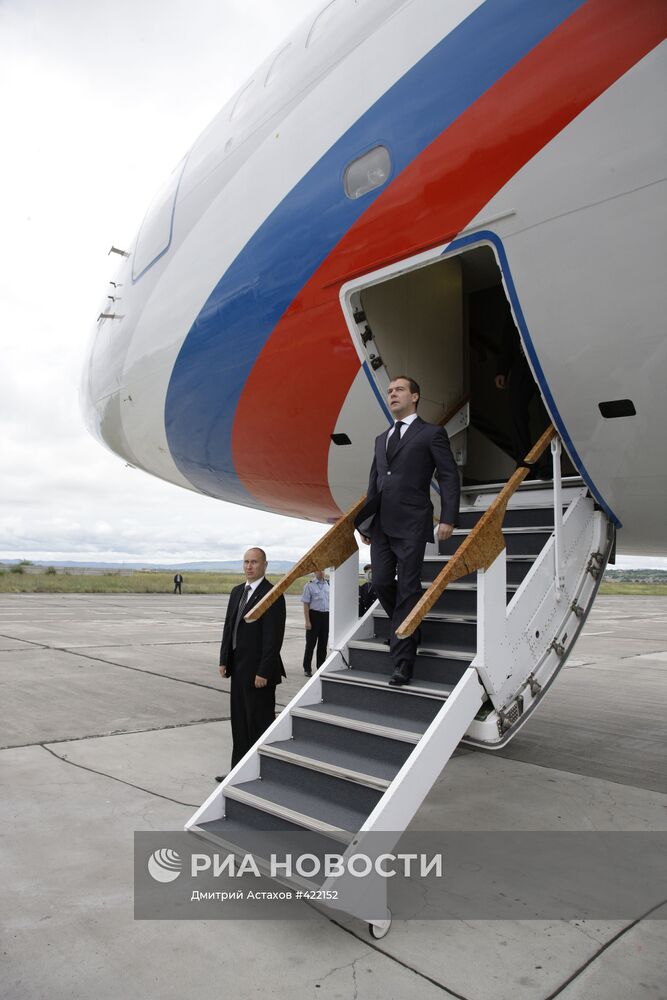 Президент РФ Д.Медведев во Владикавказе