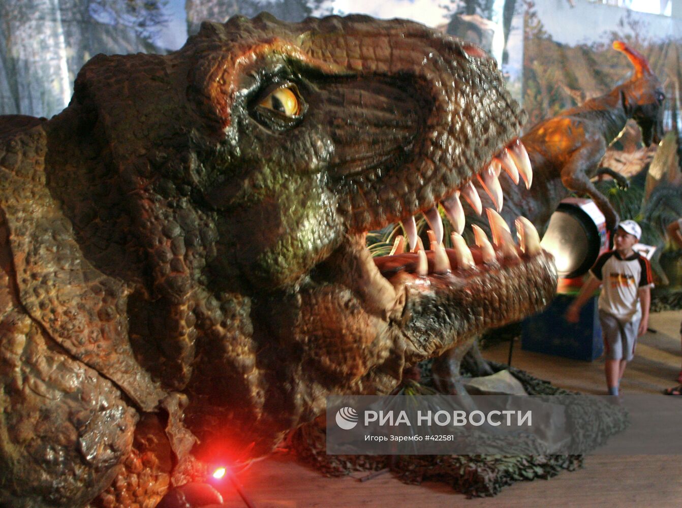Выставка движущихся роботов "Планета динозавров" в Калининграде