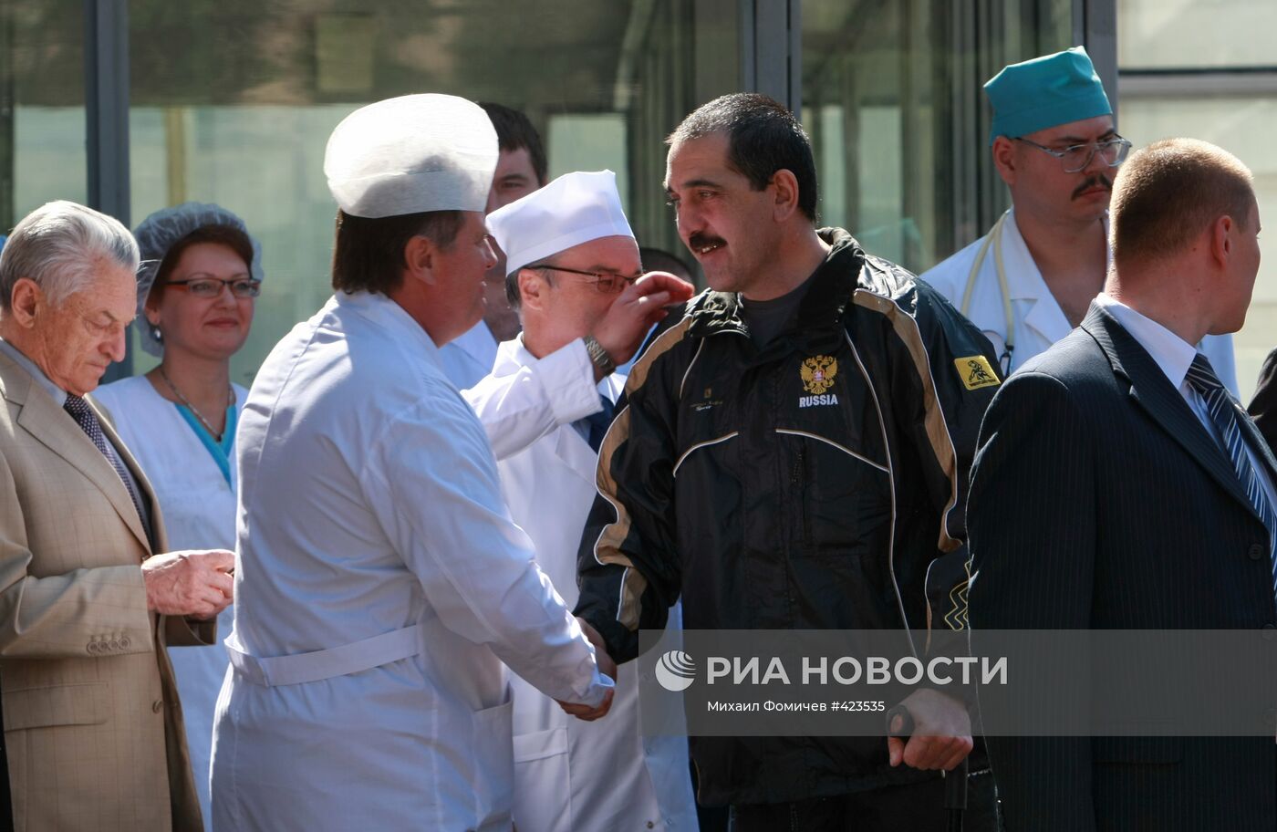 Президент Ингушетии Ю.-Б. Евкуров выписан из больницы