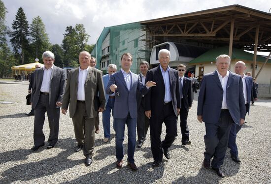 Д.Медведев встретился с главами политических партий