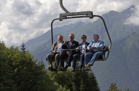 Д.Медведев и главы политических партий посетили Красную Поляну