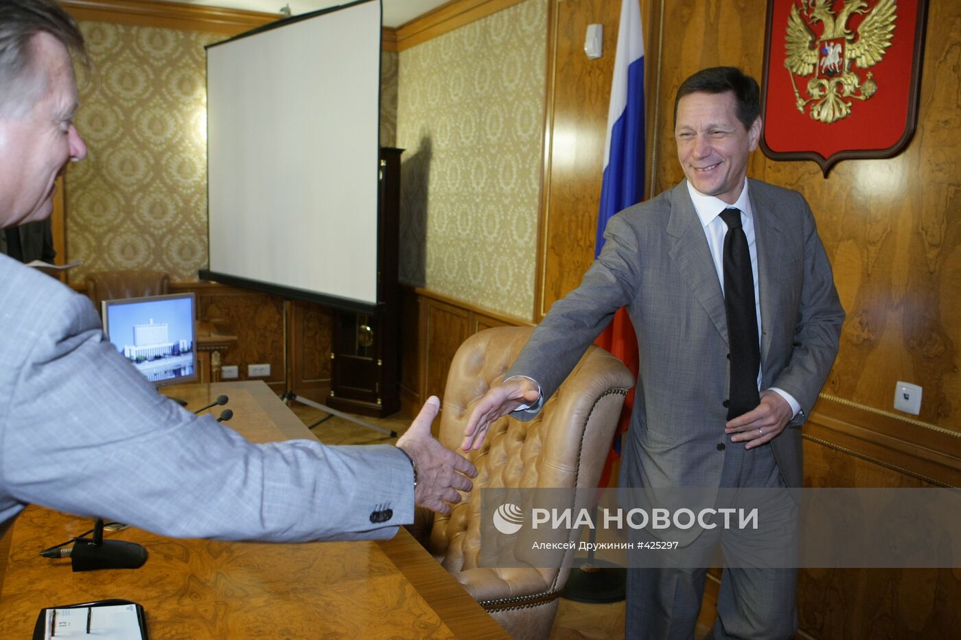 Вице-премьер РФ А.Жуков провел заседание в Москве