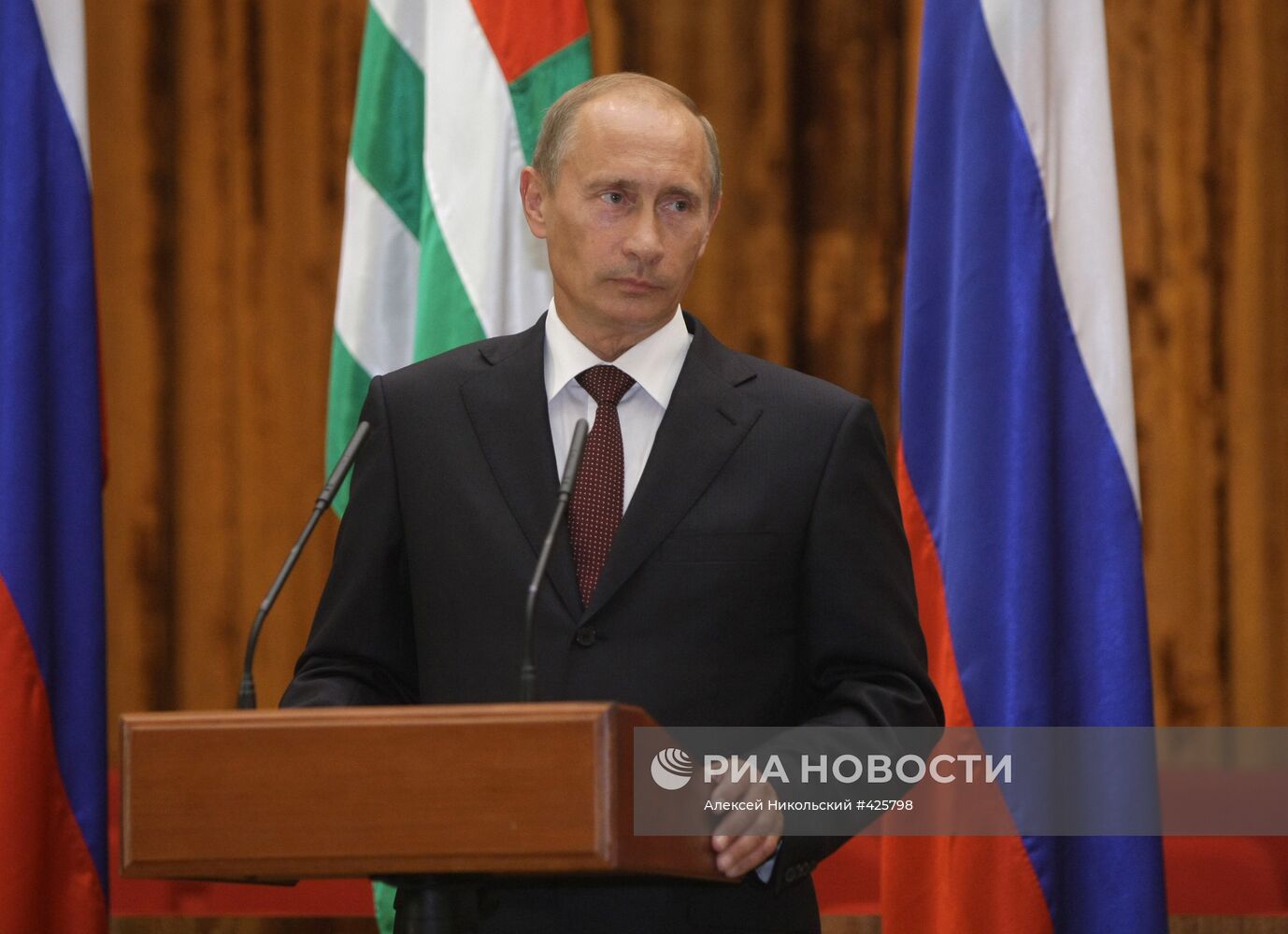 Рабочий визит премьер-министра РФ В.Путина в Республику Абхазия