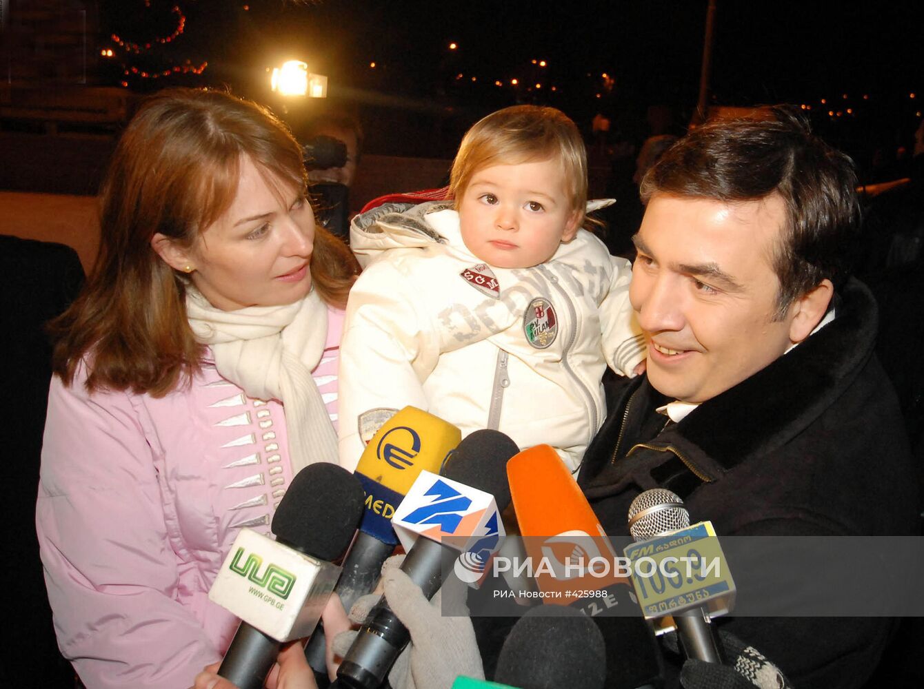 Михаил Саакашвили с супругой Сандрой Руловс