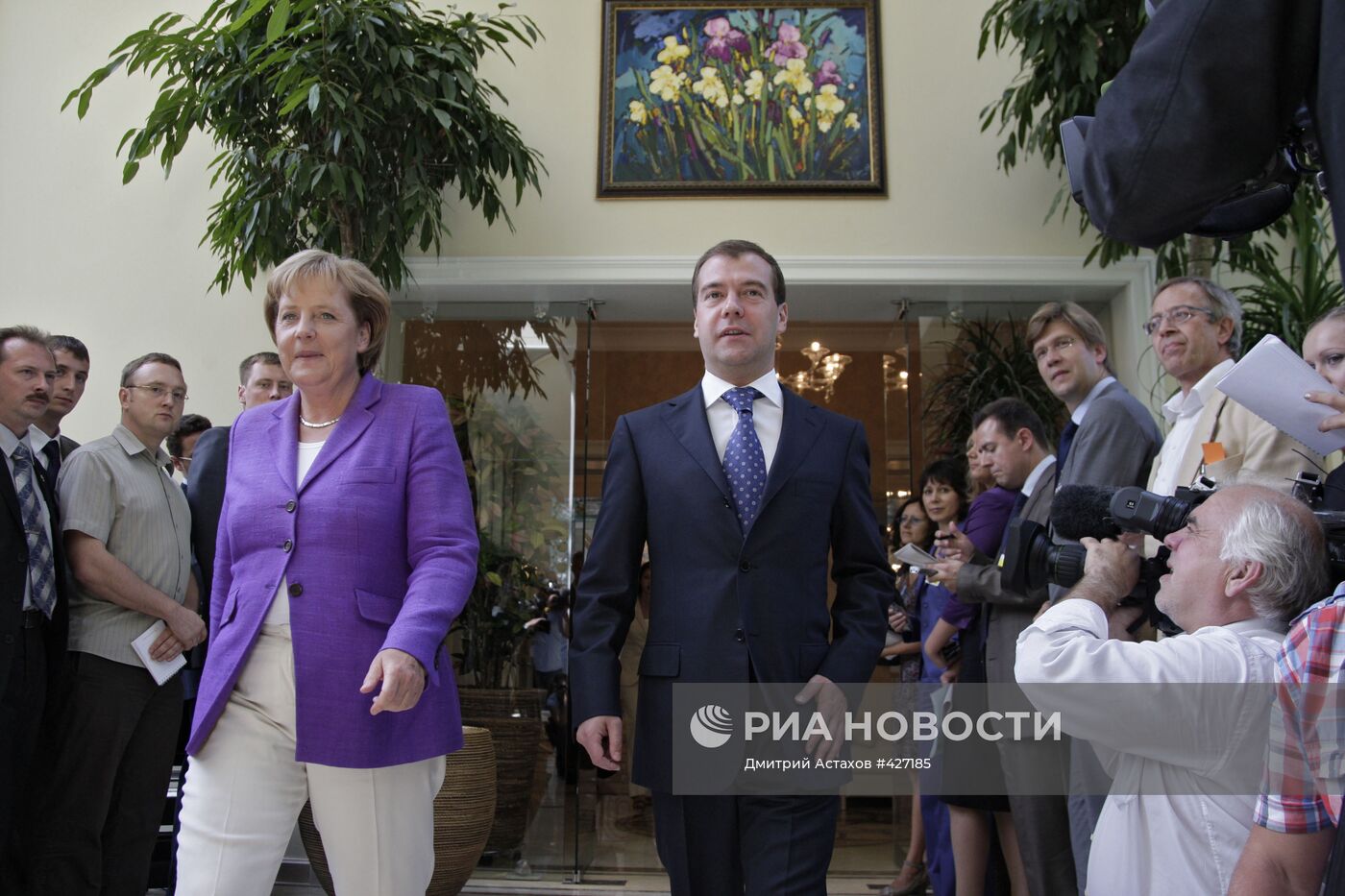 Д.Медведев провел встречу с А.Меркель в Сочи