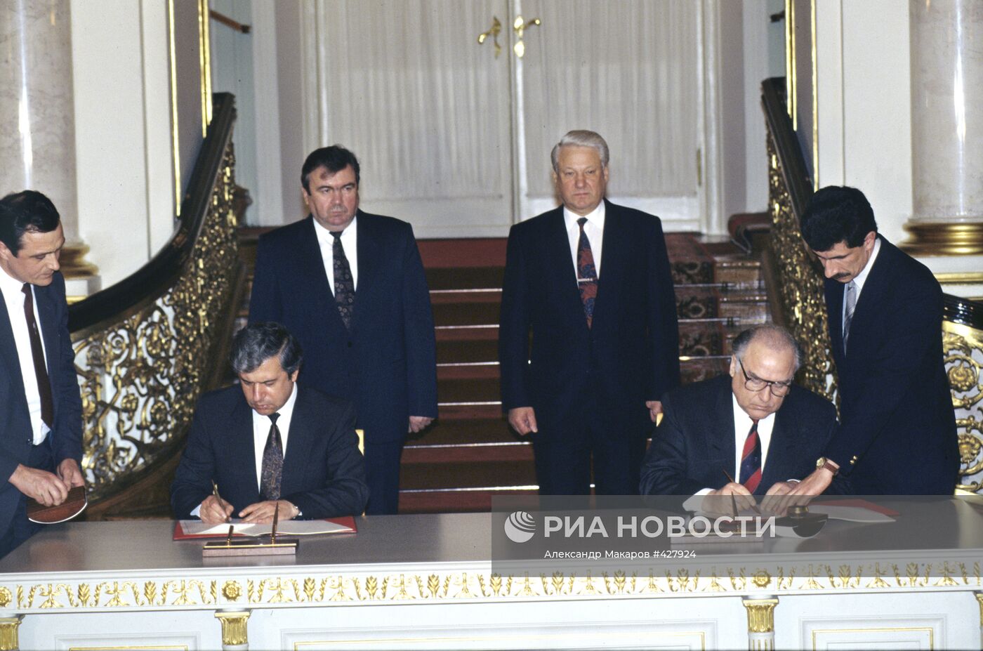 Виктор Черномырдин и Андрей Сангели