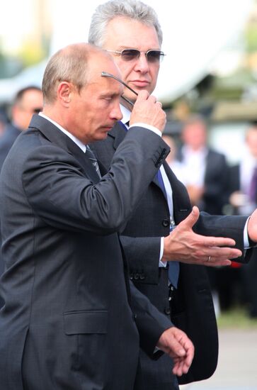 В. Путин посетил "МАКС-2009"