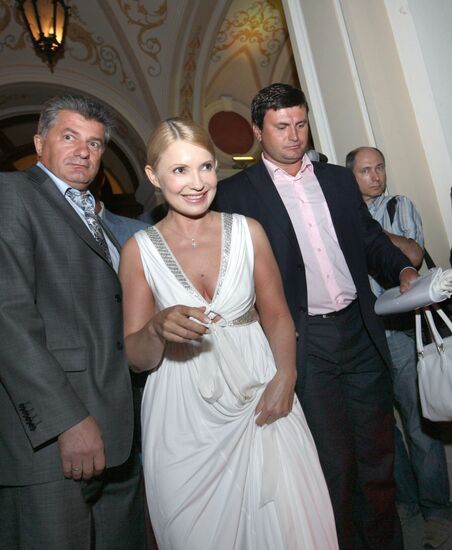 Ю.Тимошенко поздравила Одесскую оперу с открытием 200-го сезона