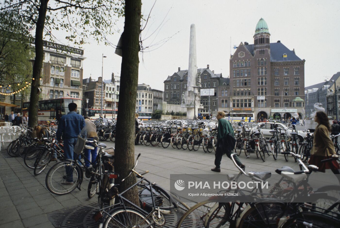 Площадь в Амстердаме