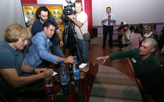 Презентация фильма "Каникулы строгого режима" в ИК-2 в Казани