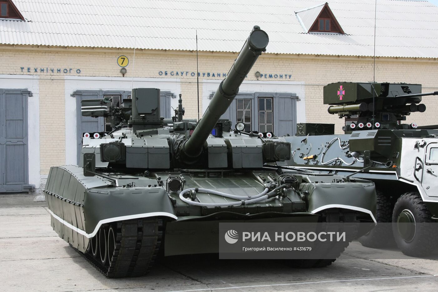 Танк Т-84У "Оплот"