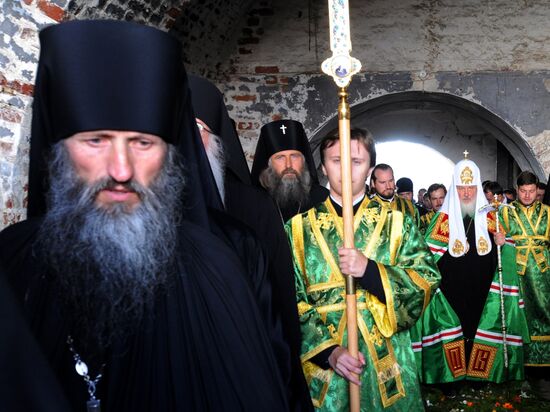 Патриарх Кирилл совершает поездку на Соловки