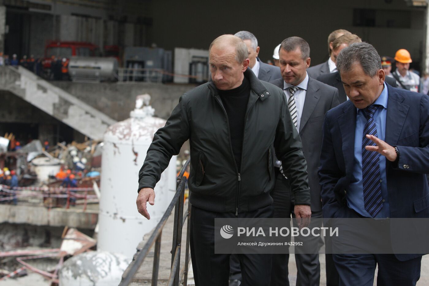 В. Путин посетил Саяно-Шушенскую ГЭС
