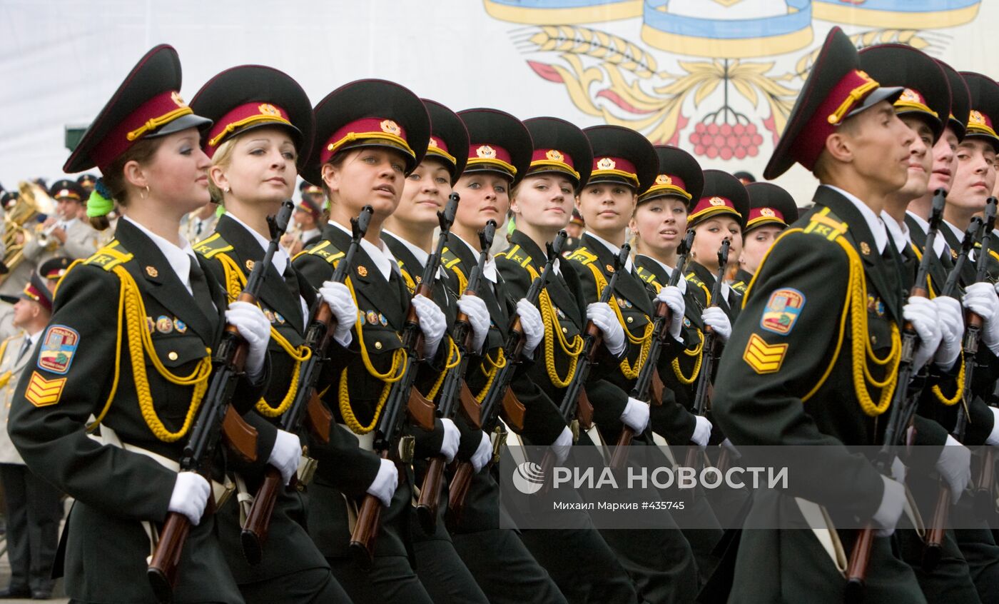 Военный парад в честь Дня независимости Украины в Киеве