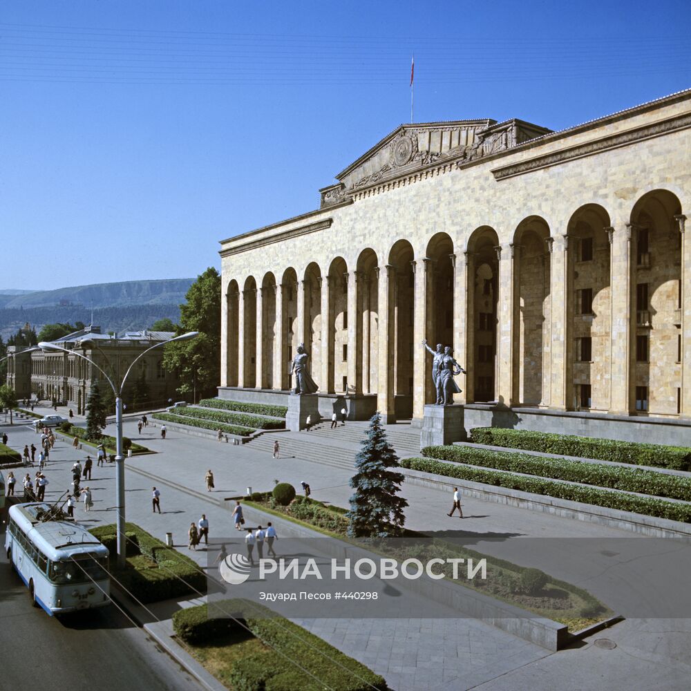 Дом Правительства Грузинской ССР