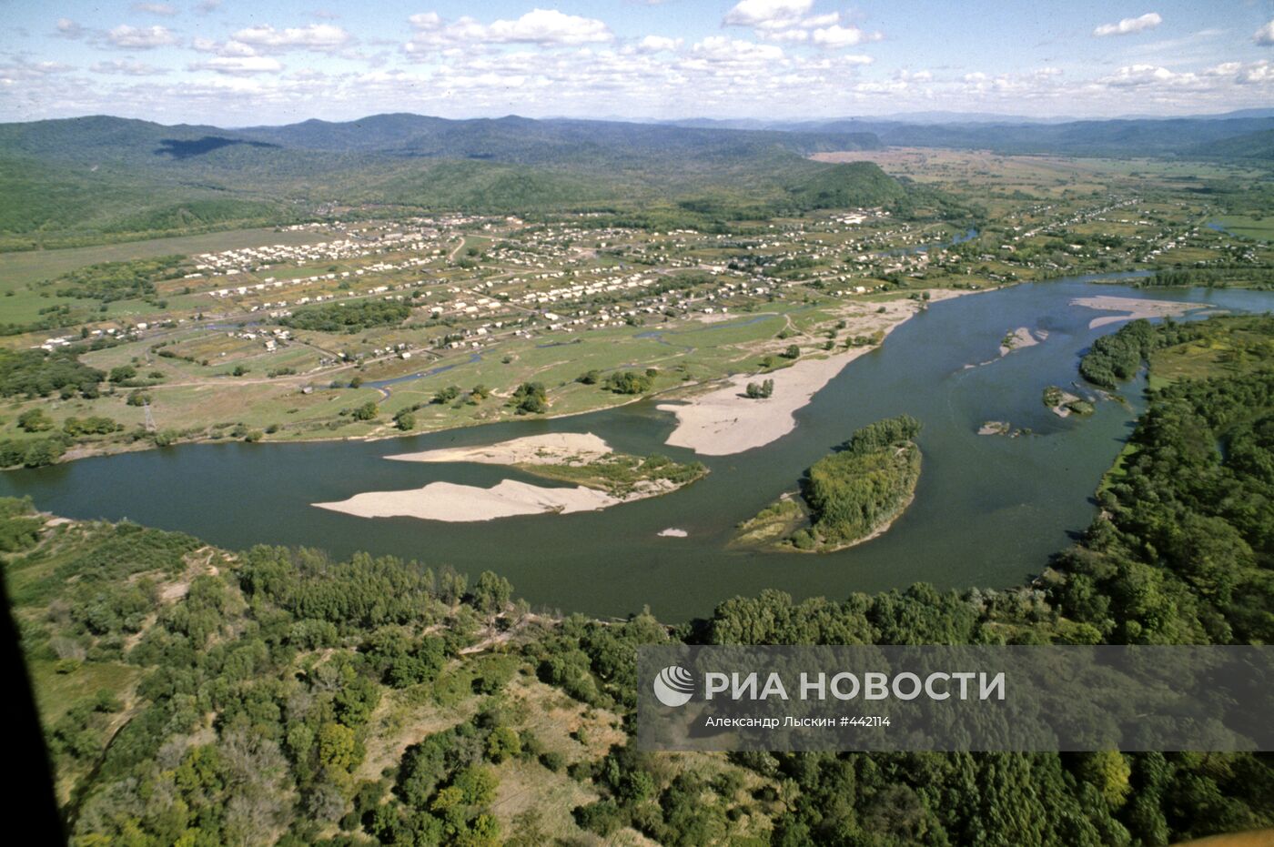 Село Рощино, река Большая Уссурка