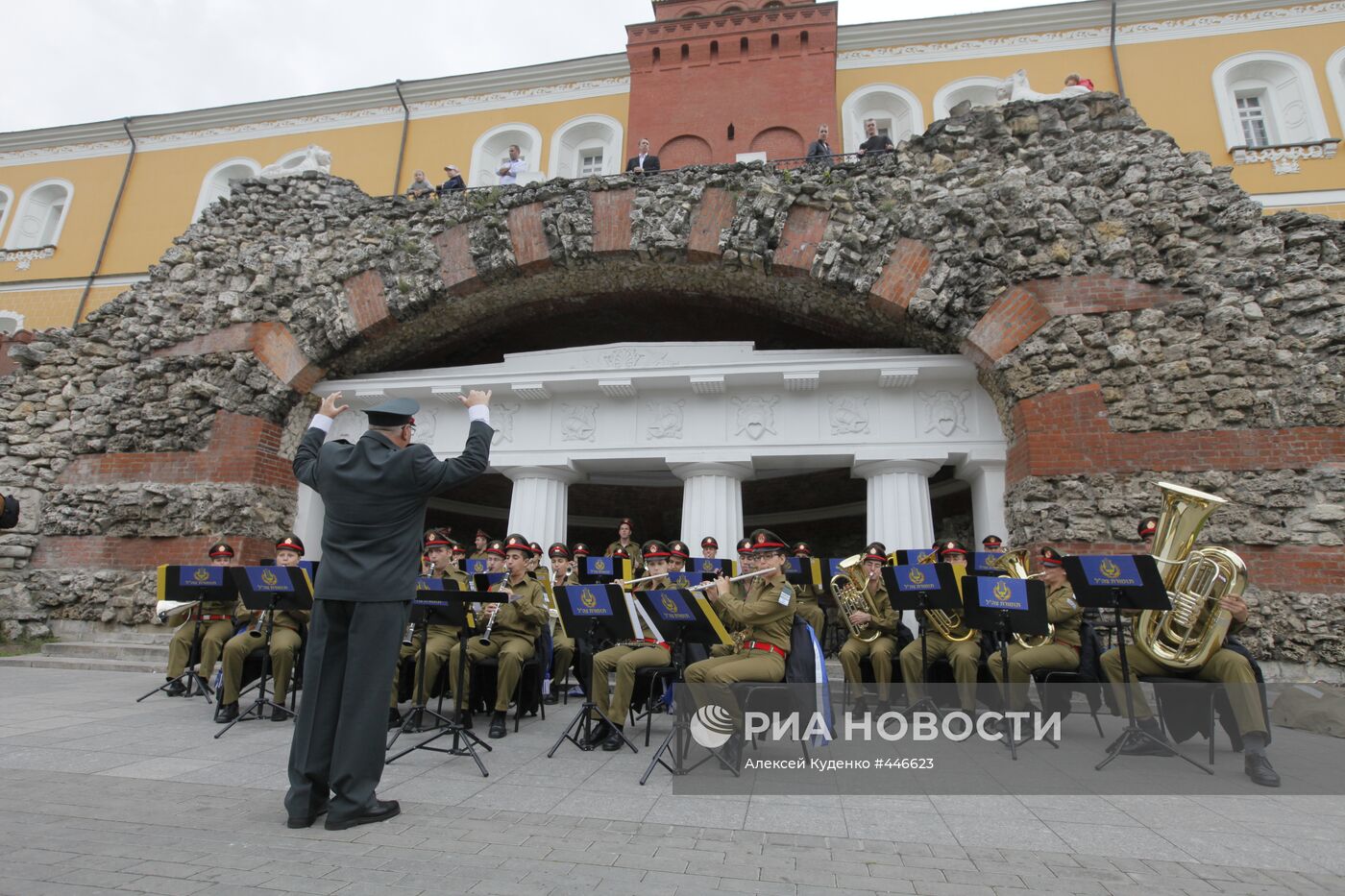 Фестиваль военно-музыкальных оркестров "Спасская башня"