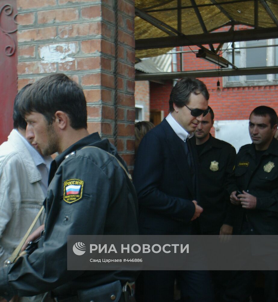 Грозненский суд рассматривает заявление Руслана Байсарова