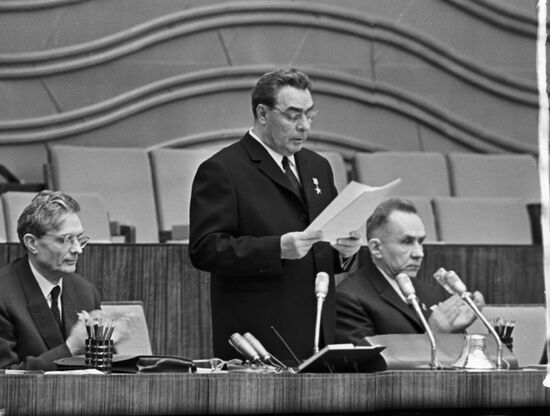 Леонид Брежнев, Михаил Суслов и Алексей Косыгин