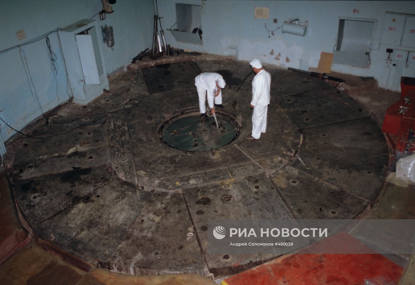 В реакторном зале первой в мире АЭС