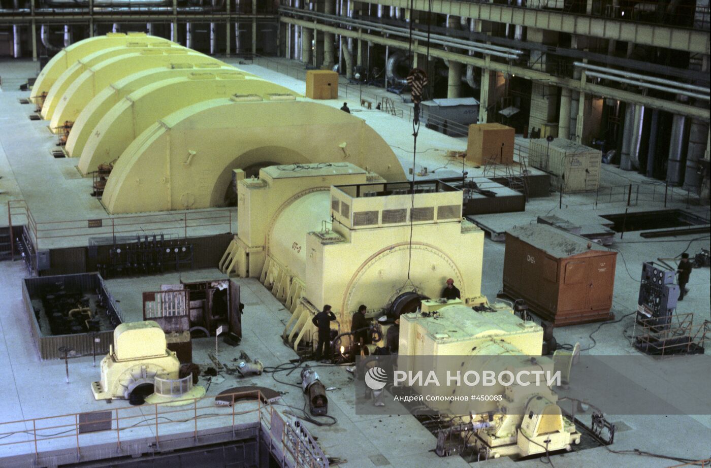 Машинный зал Запорожской АЭС