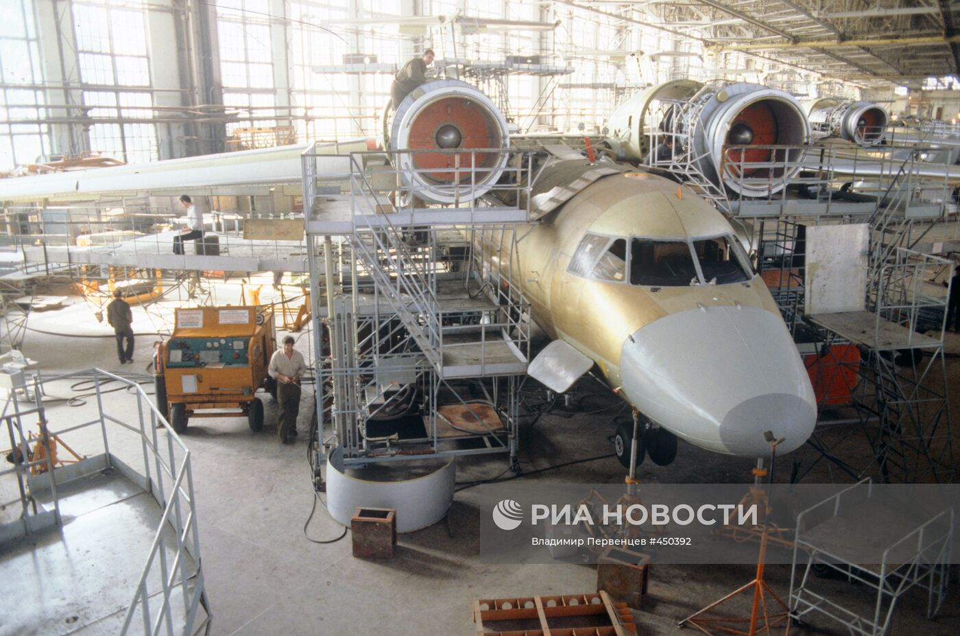 Самолет Ан-74