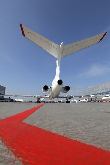 Самолет Ту-154М VIP