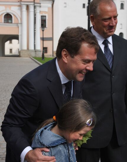 Д.Медведев осмотрел Новгородский Кремль