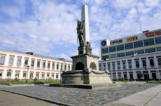 Монумент "Борцам Революции"