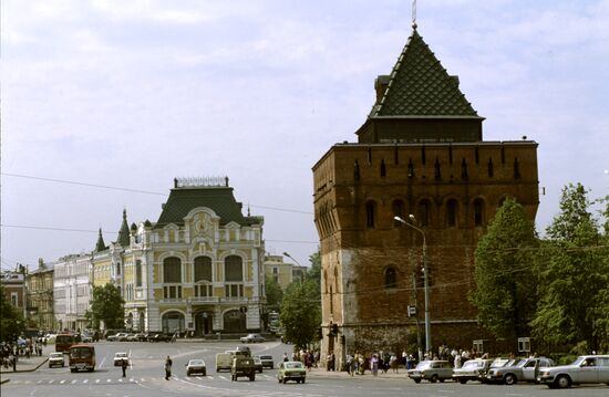 Дмитровская башня