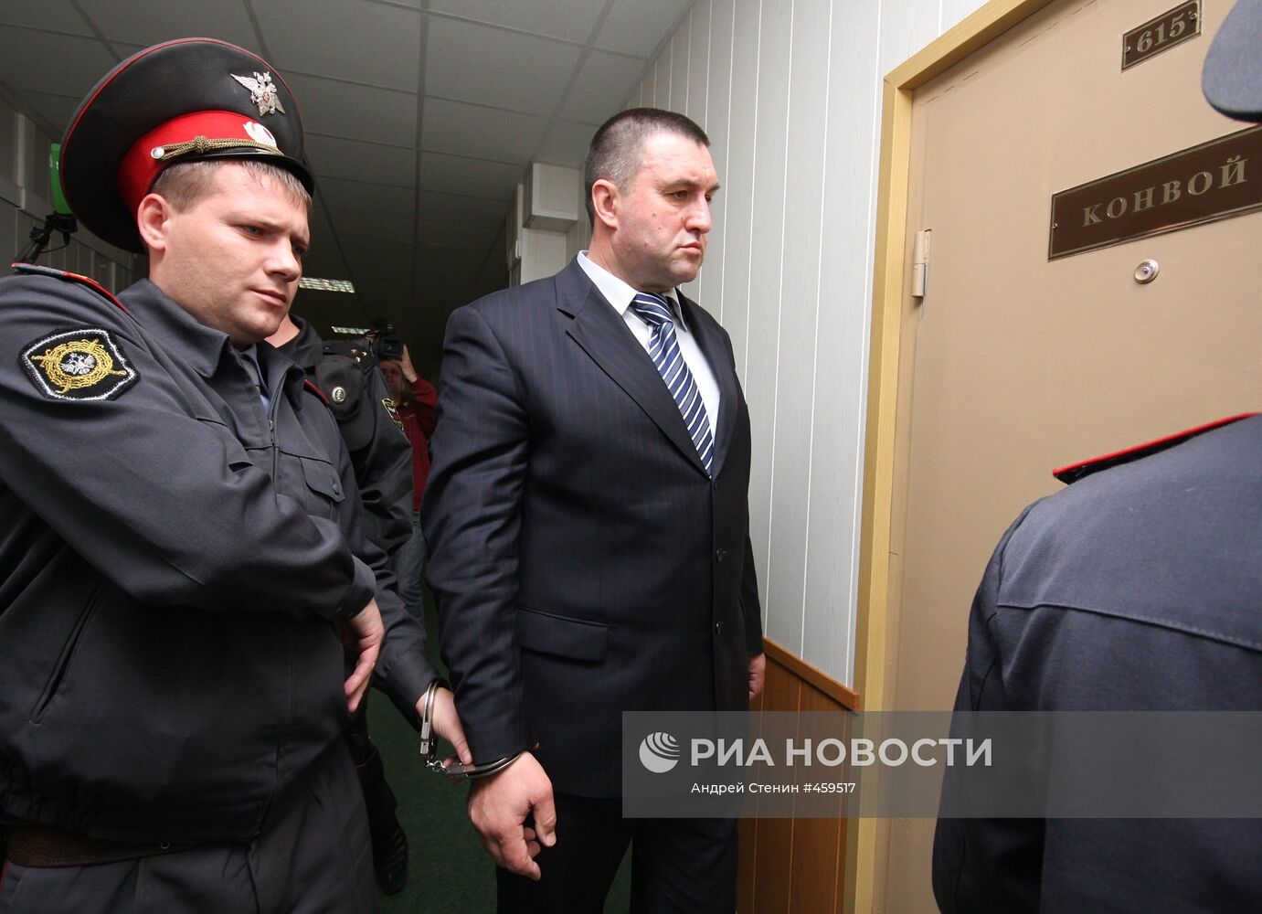 Оглашение приговора военному комиссару Москвы Андрею Глущенко