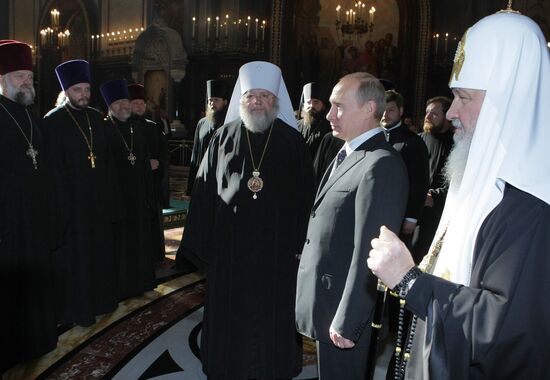 В. Путин посетил Храм Христа Спасителя