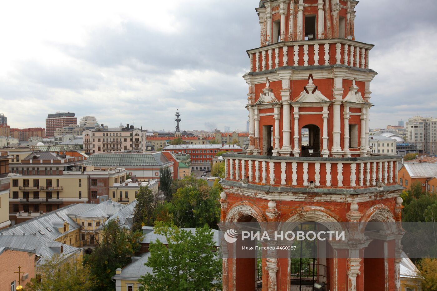 Храм Воскресения Христова в Кадашах