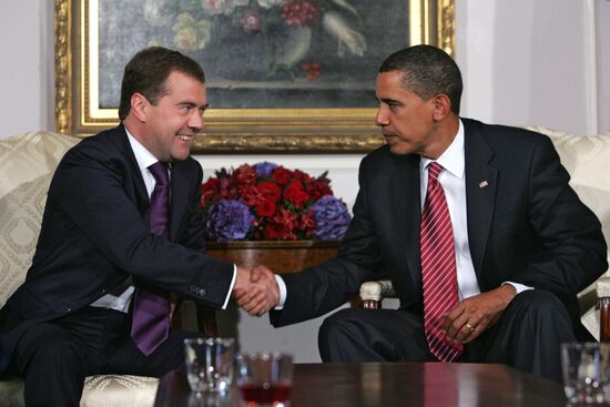 Встреча президентов РФ и США Д.Медведева и Б.Обамы в Нью-Йорке