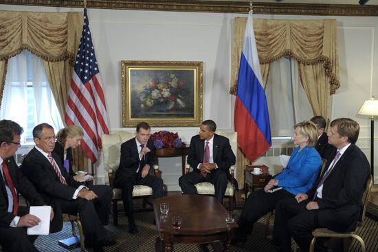 Встреча президентов РФ и США Д.Медведева и Б.Обамы в Нью-Йорке