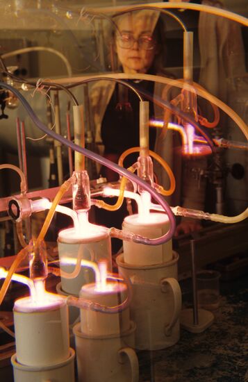 Испытания на установке "Разряд"