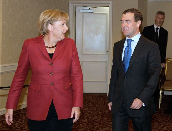 Встреча президента РФ с канцлером Германии в Питтсбурге