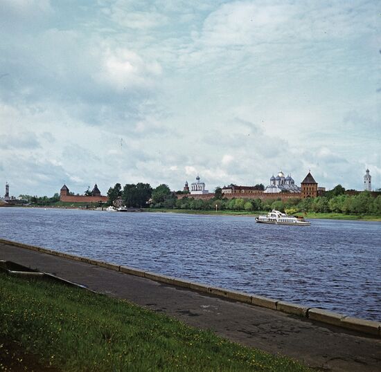 Вид на Новгородский Кремль