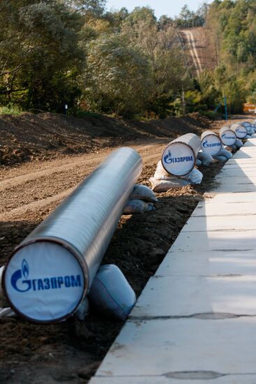 Трубы магистрального газопровода Джубга-Лазаревское-Сочи