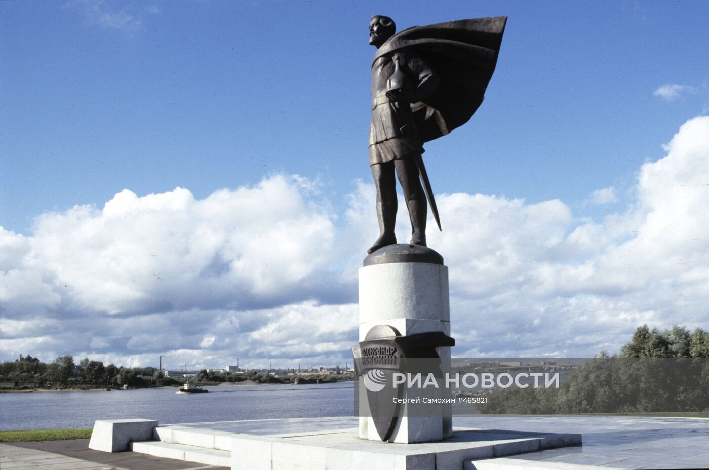 Памятник полководцу Александру Невскому