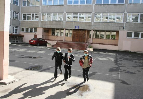 Школа №30 в Калининграде закрыта на карантин из-за гриппа А/H1N1