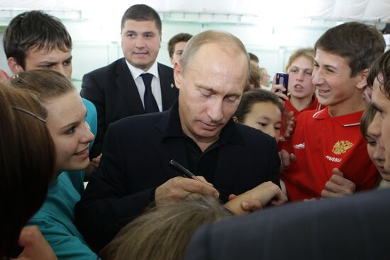 Премьер-министр РФ Владимир Путин посетил Владимир