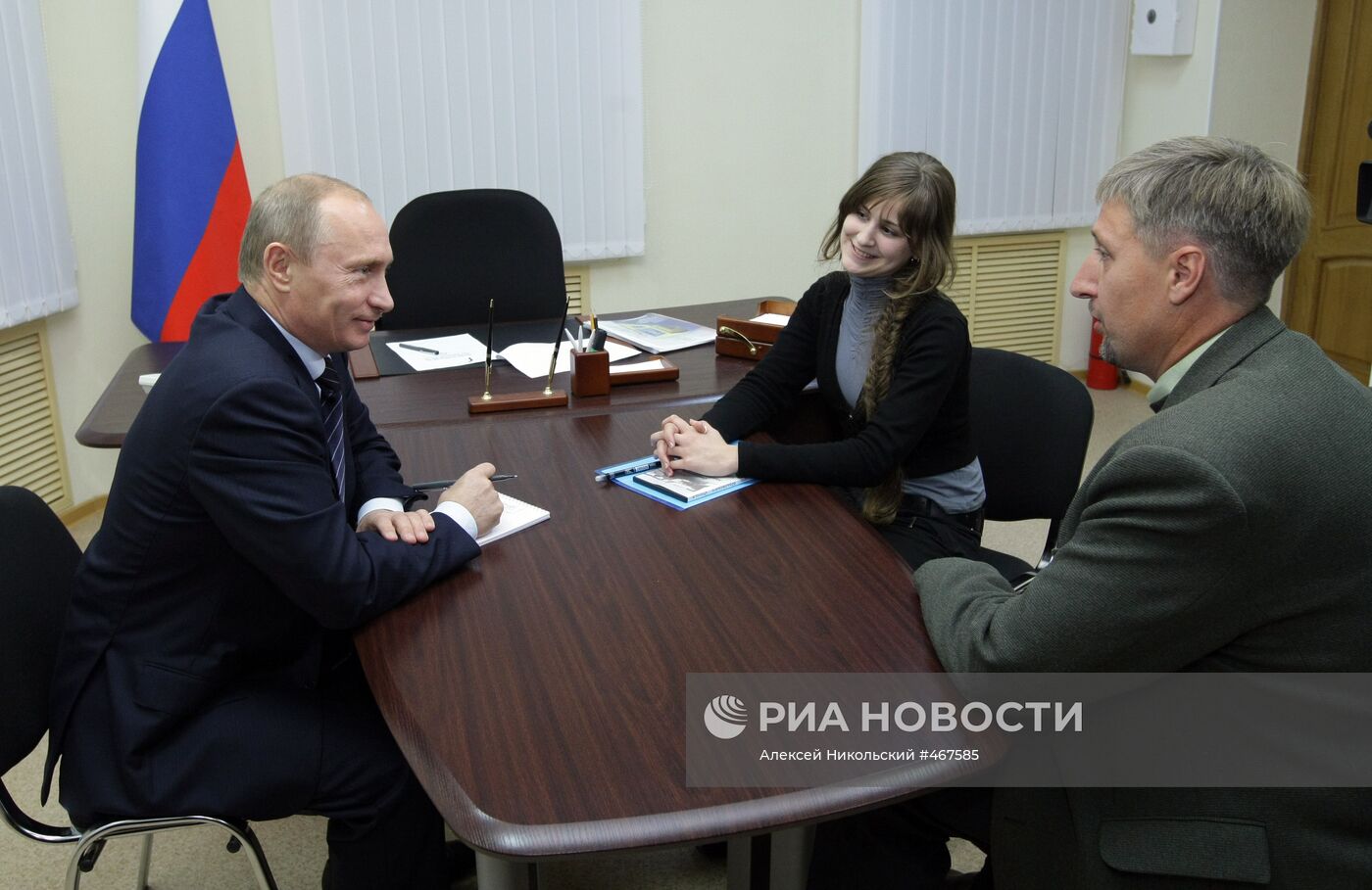 В.Путин провел прием в Общественной приемной ЕР