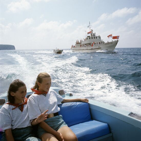 Лагерь "Орленок"