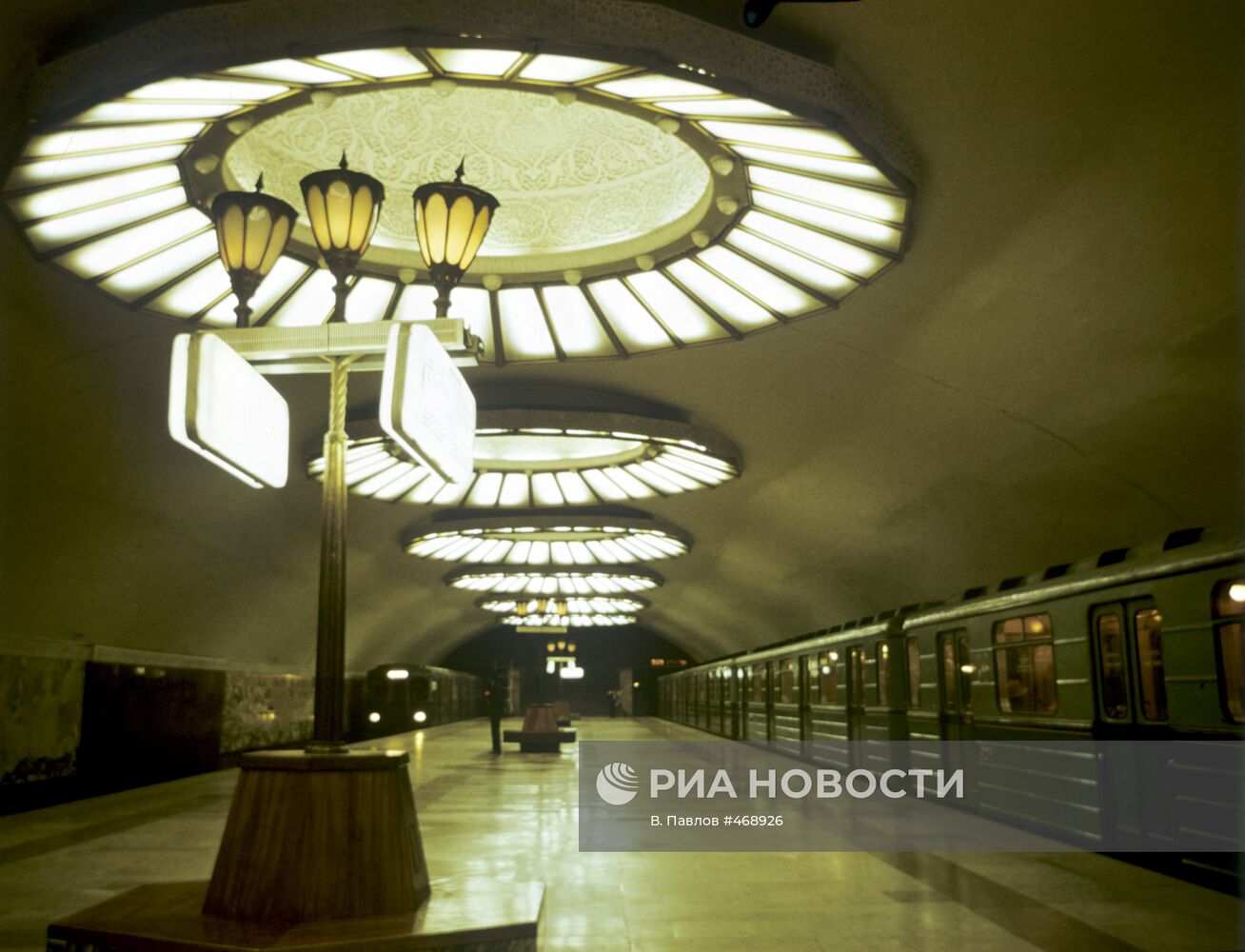 Станция "Площадь Ленина"