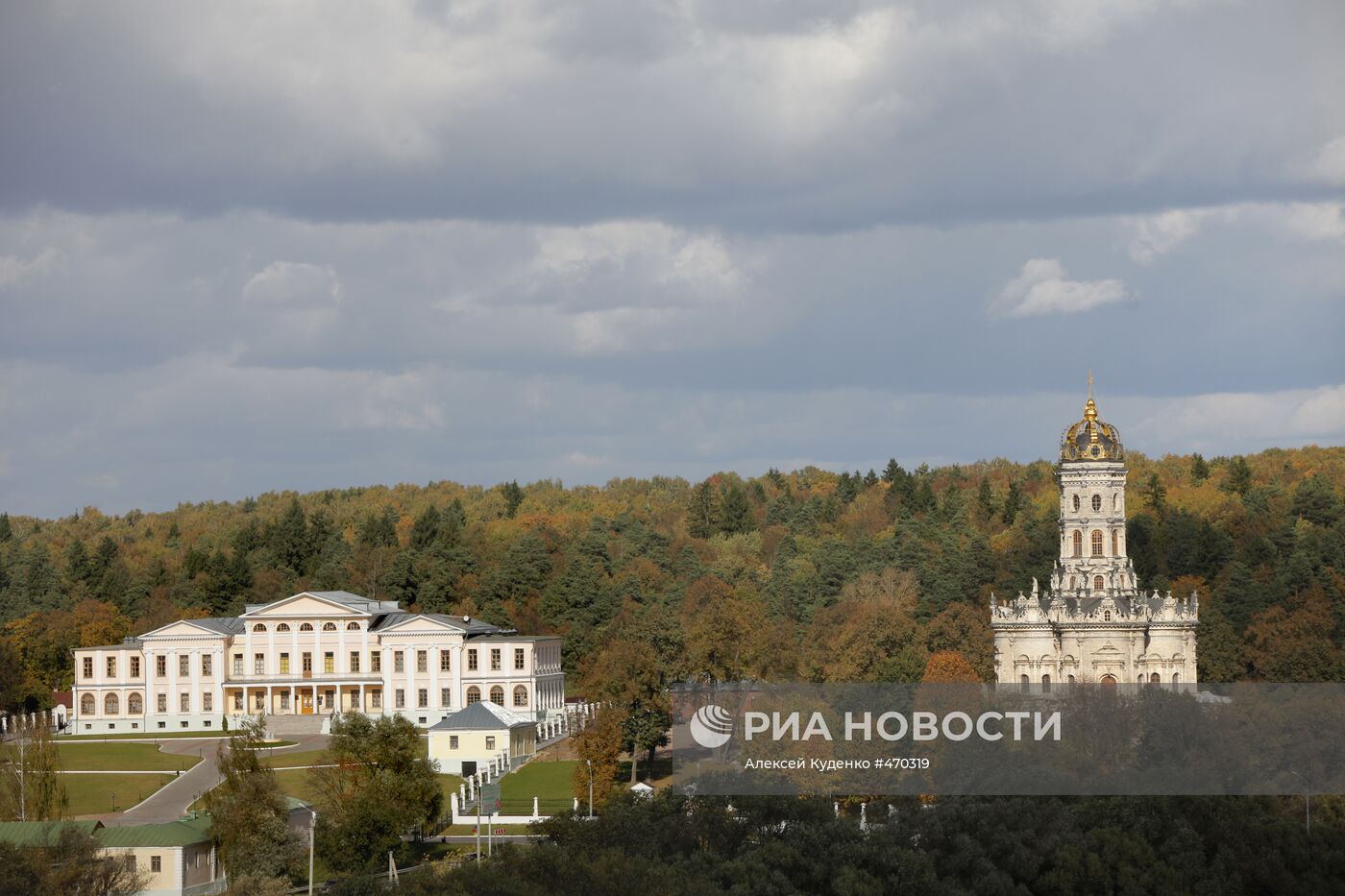 Храм Знамения Пресвятой Богородицы в Дубровицах