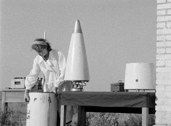 Сборка метеоракеты