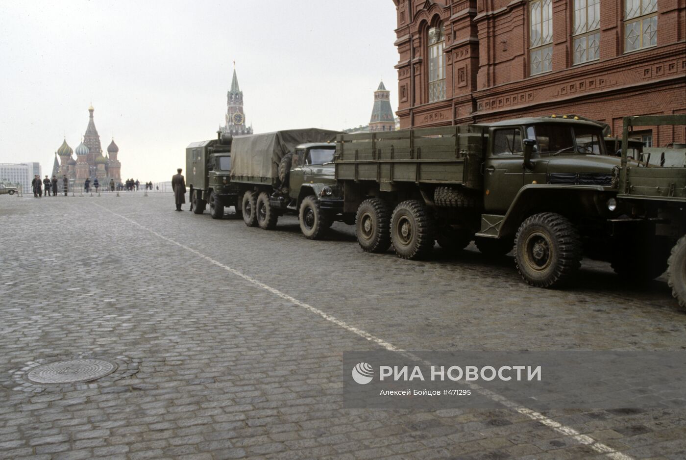 Военная техника на Красной площади