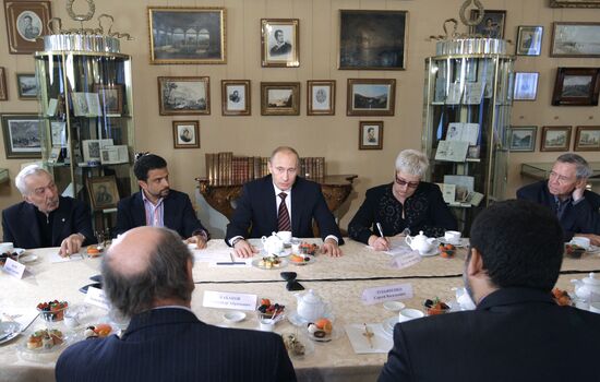 Встреча В.Путина с ведущими российскими писателями